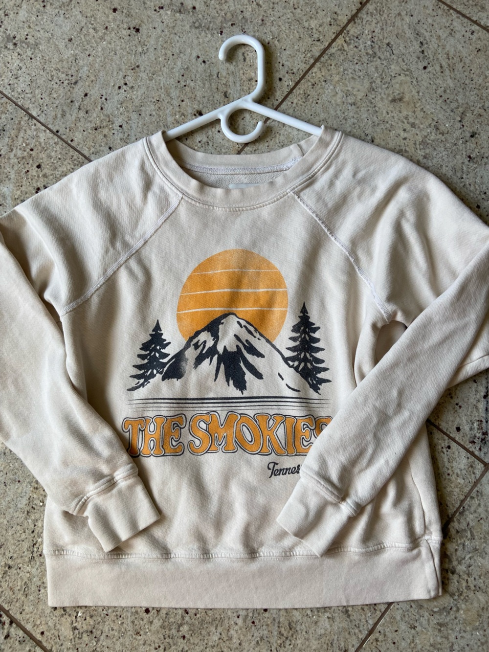 MATE the Label Cream The Smokies Tennessee Mountain Graphic Crewneck sz XS